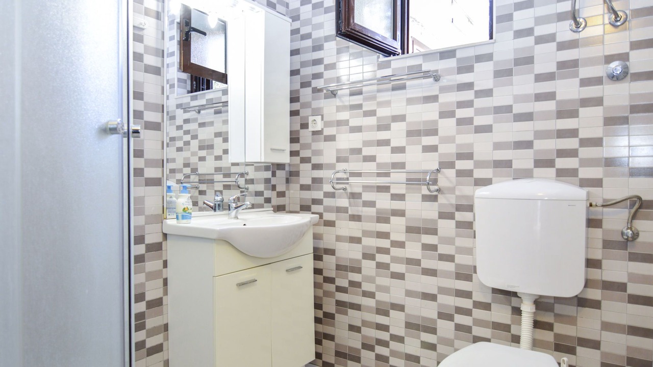 Photo of Bathroom in Okrug Gornji