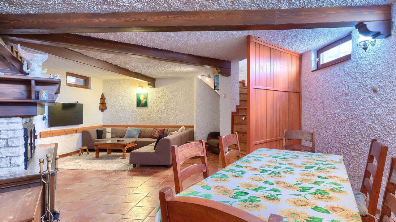 Photo of Bedroom in Loborika