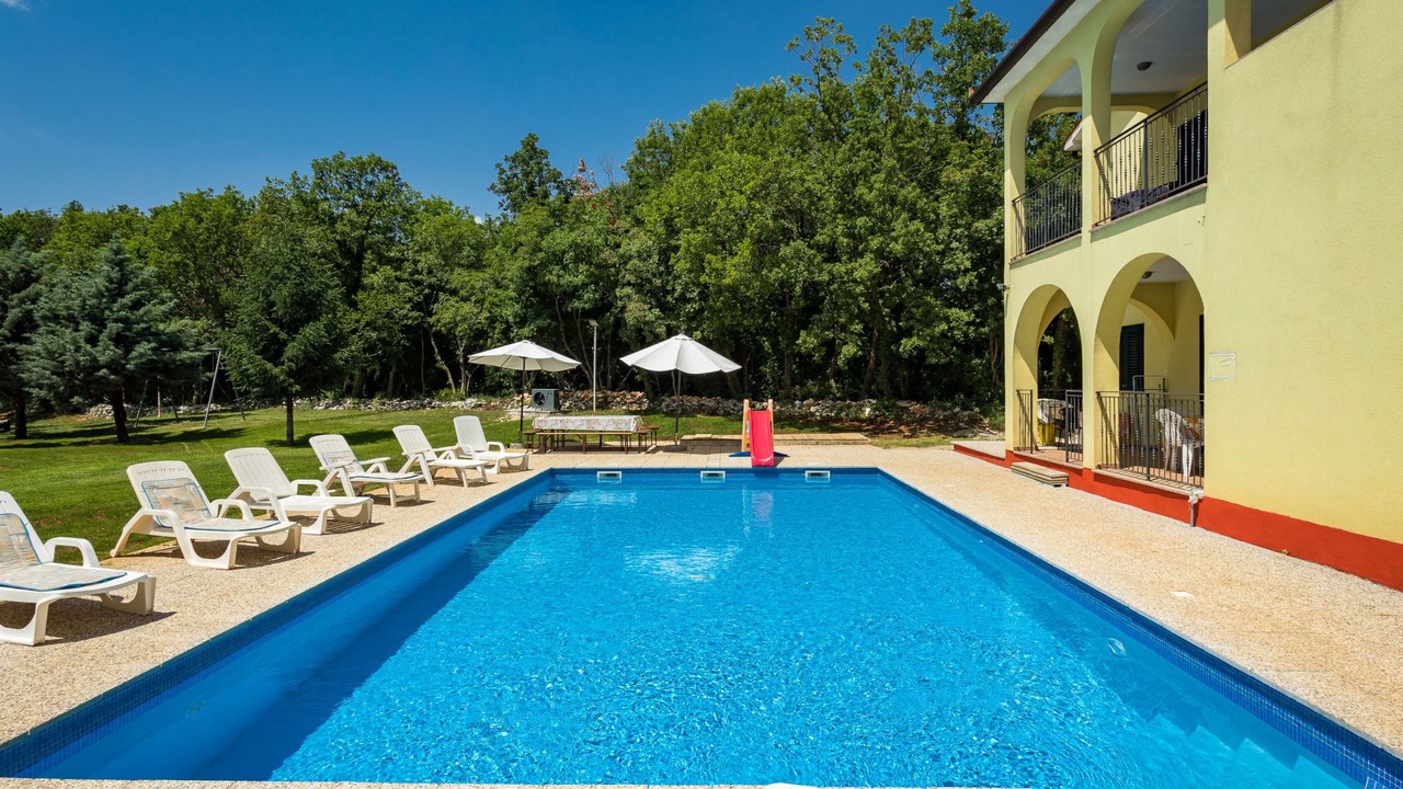 Photo of Outdoor in Strmac