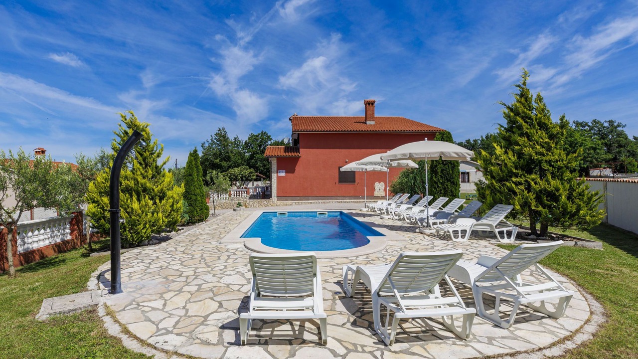 Photo of Outdoor in Rogocana