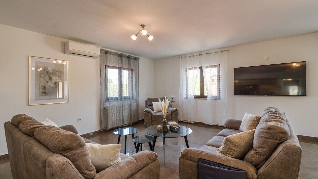 Photo of Livingroom in Loborika