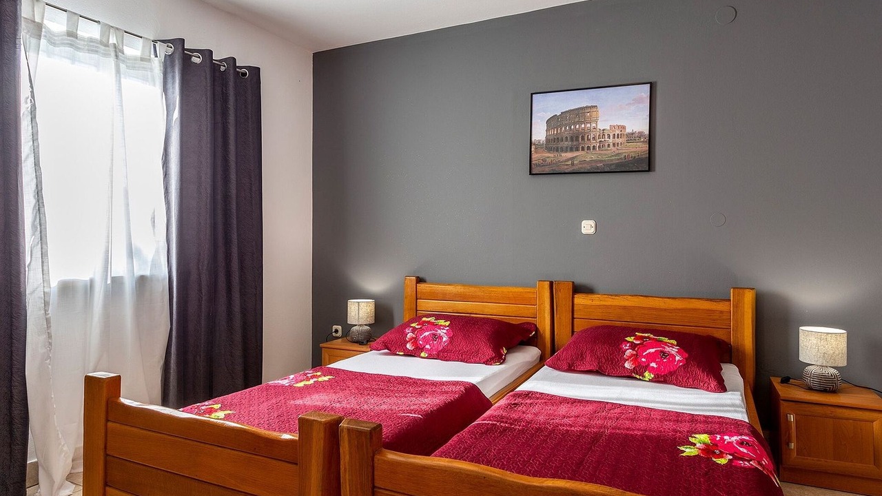 Photo of Bedroom in Mali Vareski