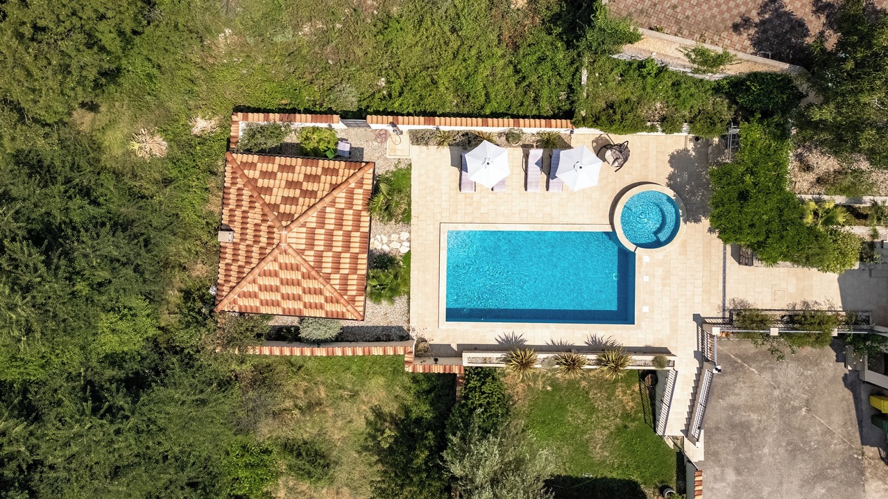 Photo of Outdoor in Bribir