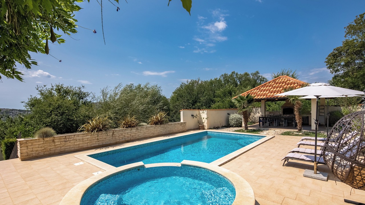 Photo of Outdoor in Bribir