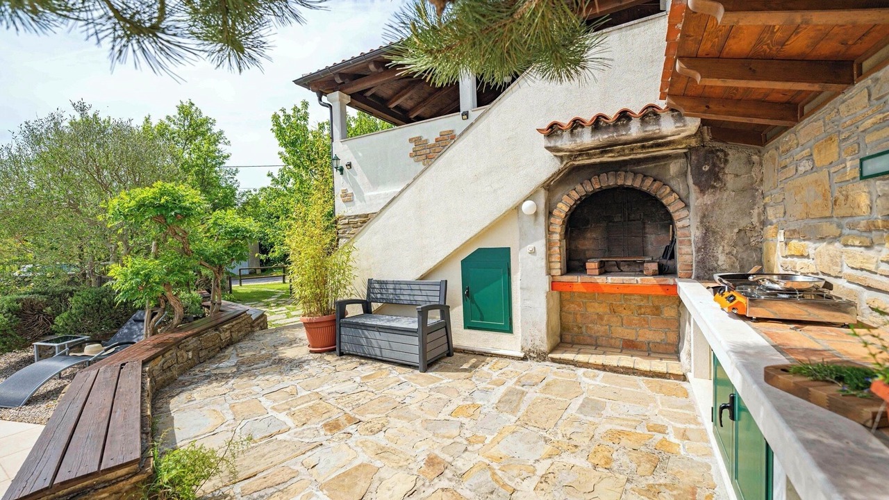 Photo of Patio Balcony in Krsan