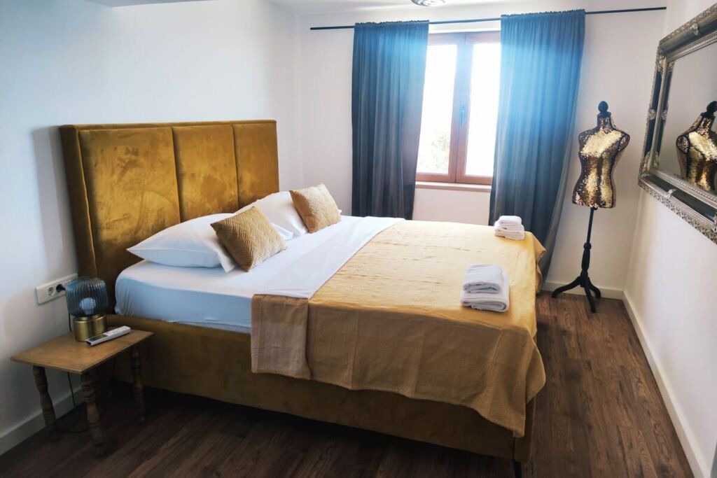 Photo of Bedroom in Banjol