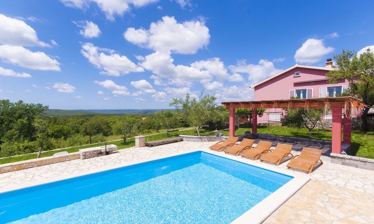 Photo of Outdoor in Presika