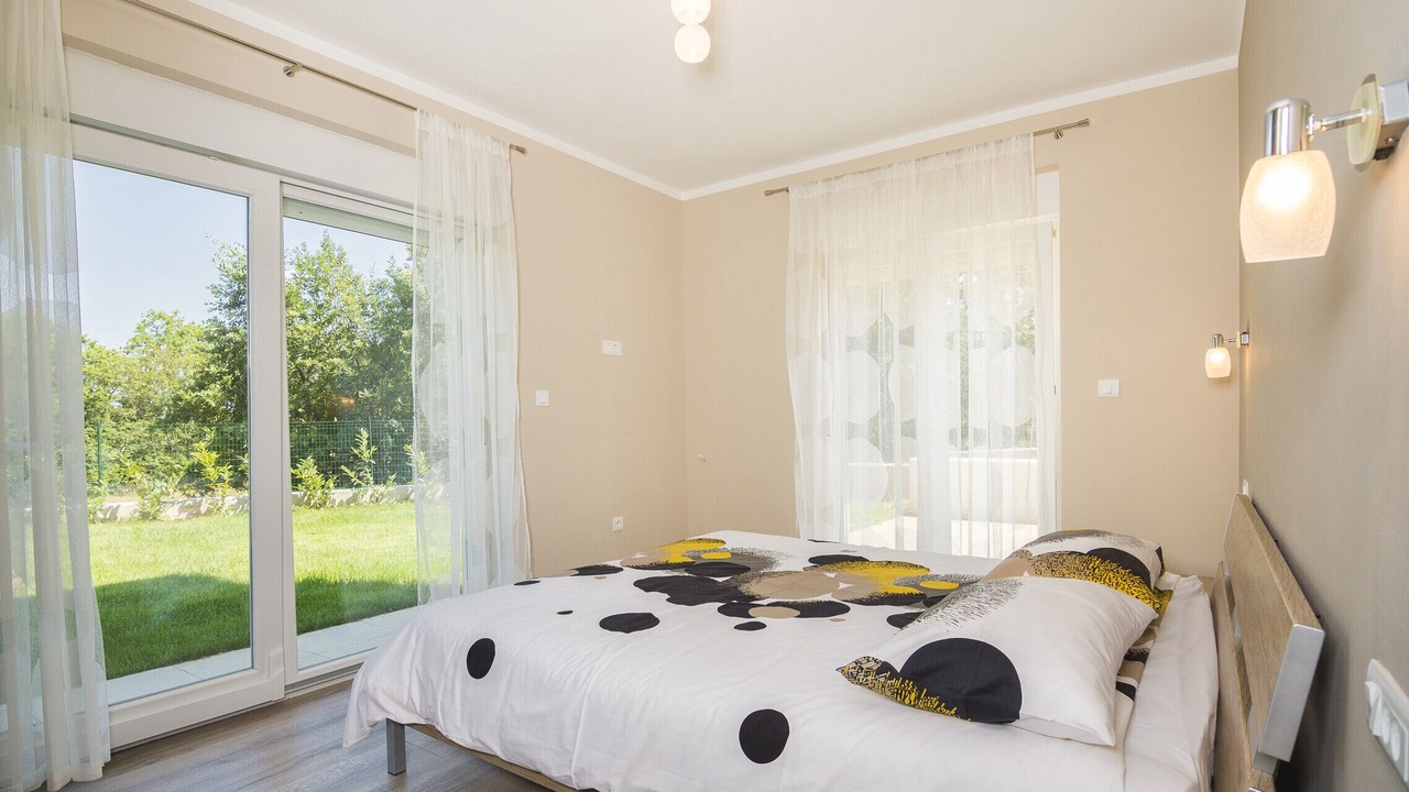 Photo of Bedroom in Rogocana
