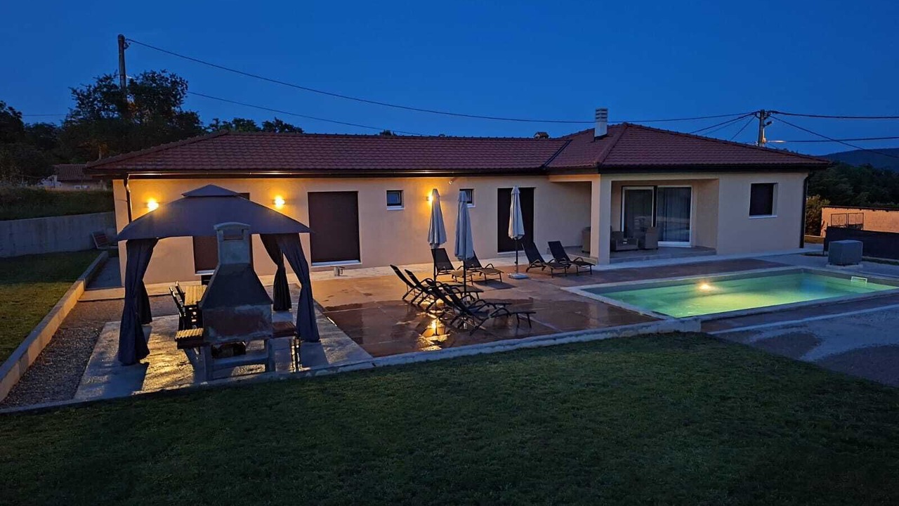 Photo of Outdoor in Kapelica