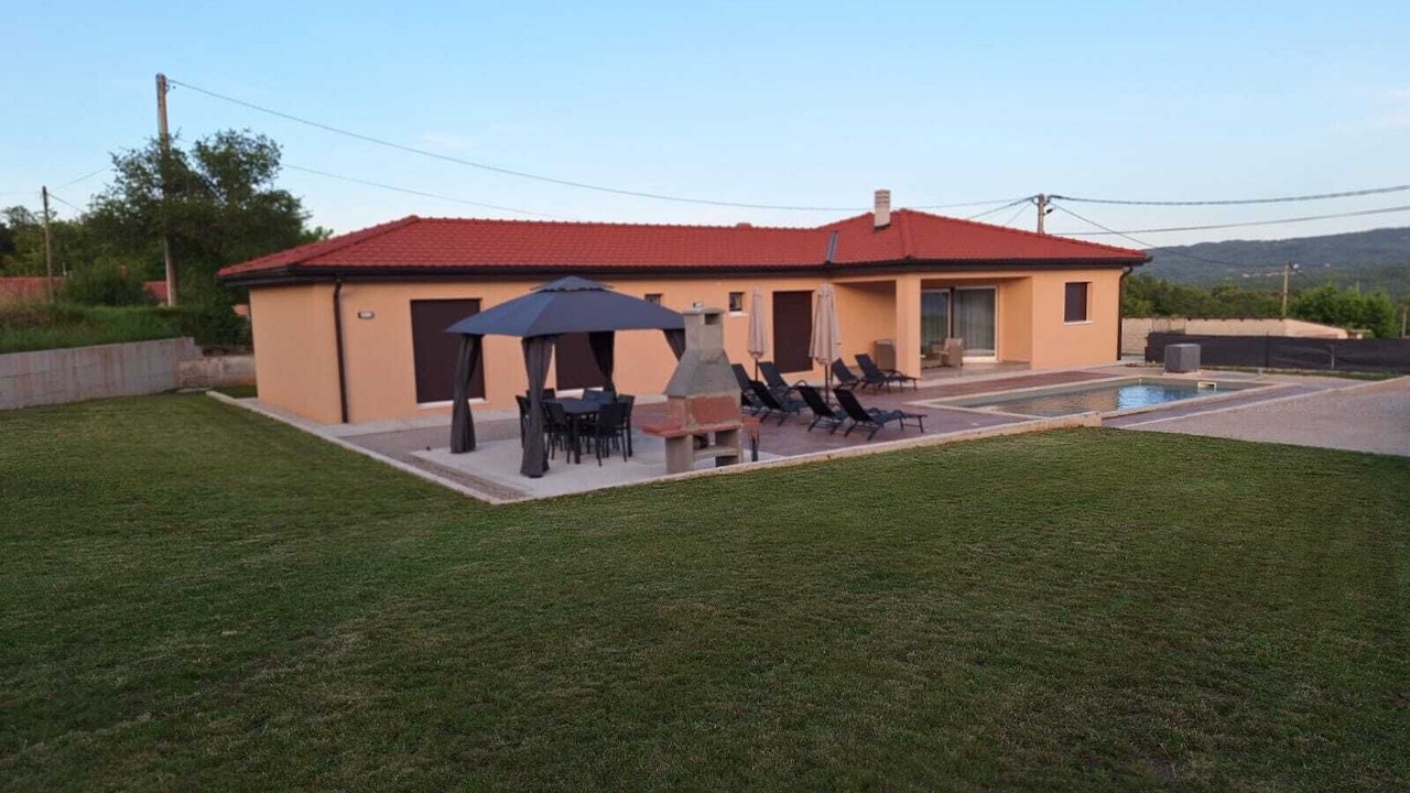 Photo of Outdoor in Kapelica
