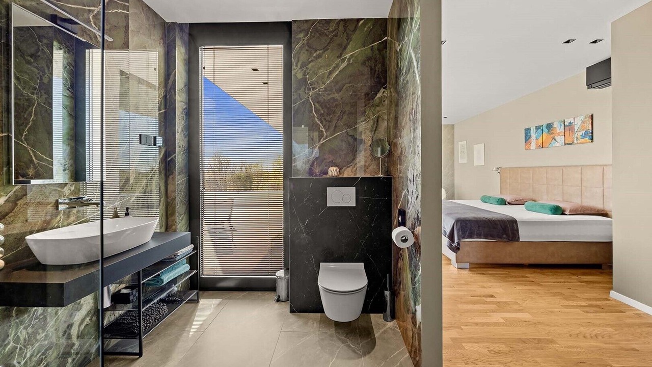 Photo of Bathroom in Sterna
