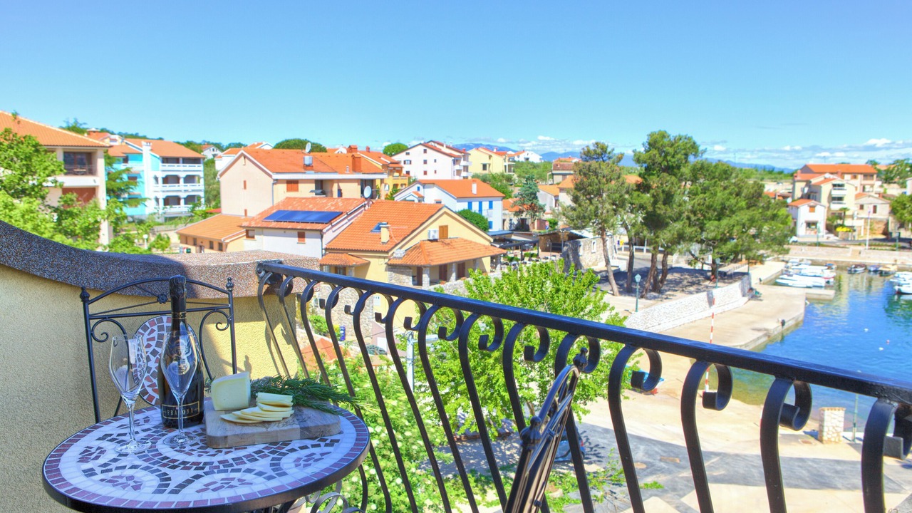Photo of Outdoor in Porat