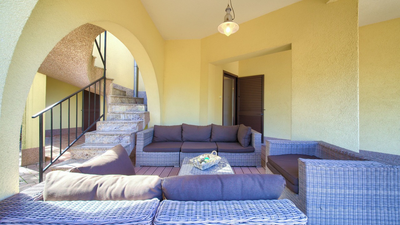 Photo of Outdoor in Porat