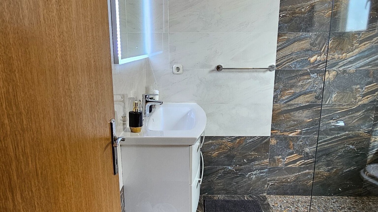 Photo of Bathroom in Borak