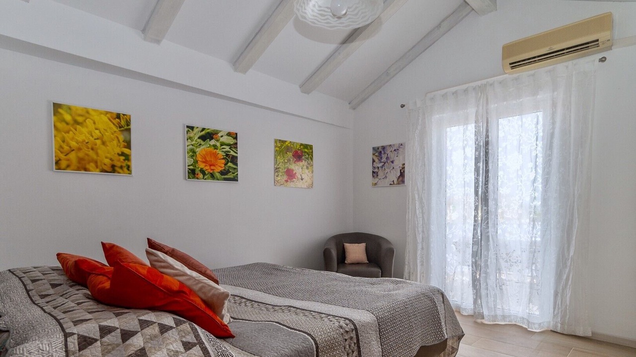 Photo of Bedroom in Nerezine