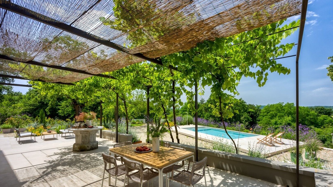 Photo of Outdoor in Sumber
