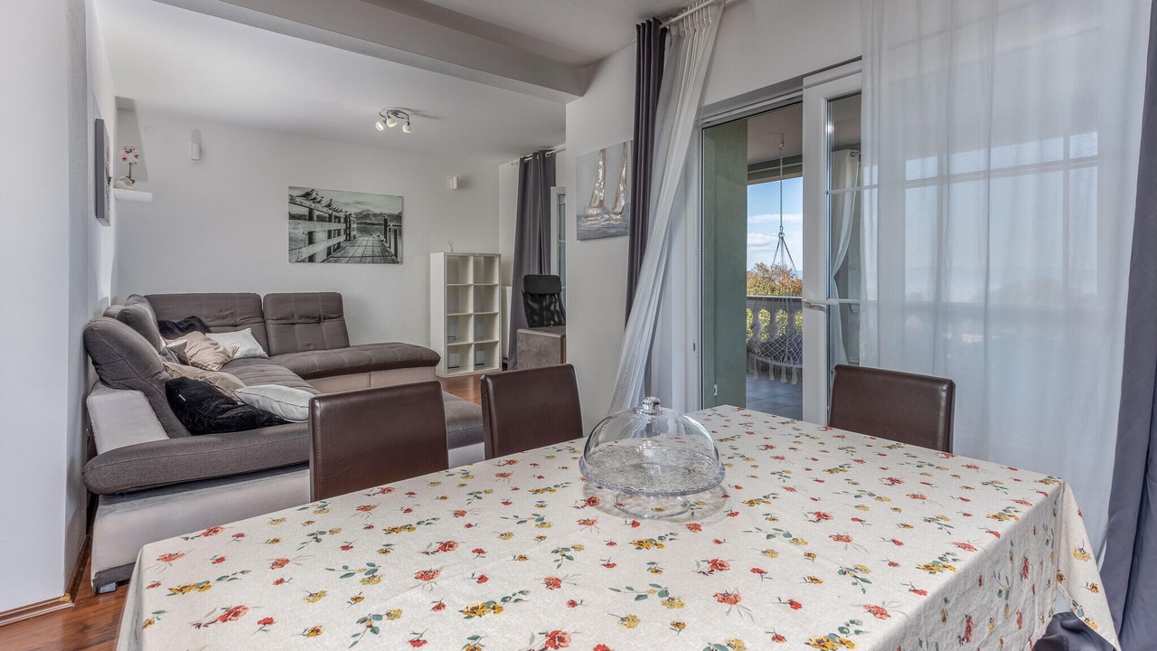 Photo of Bedroom in Smrika