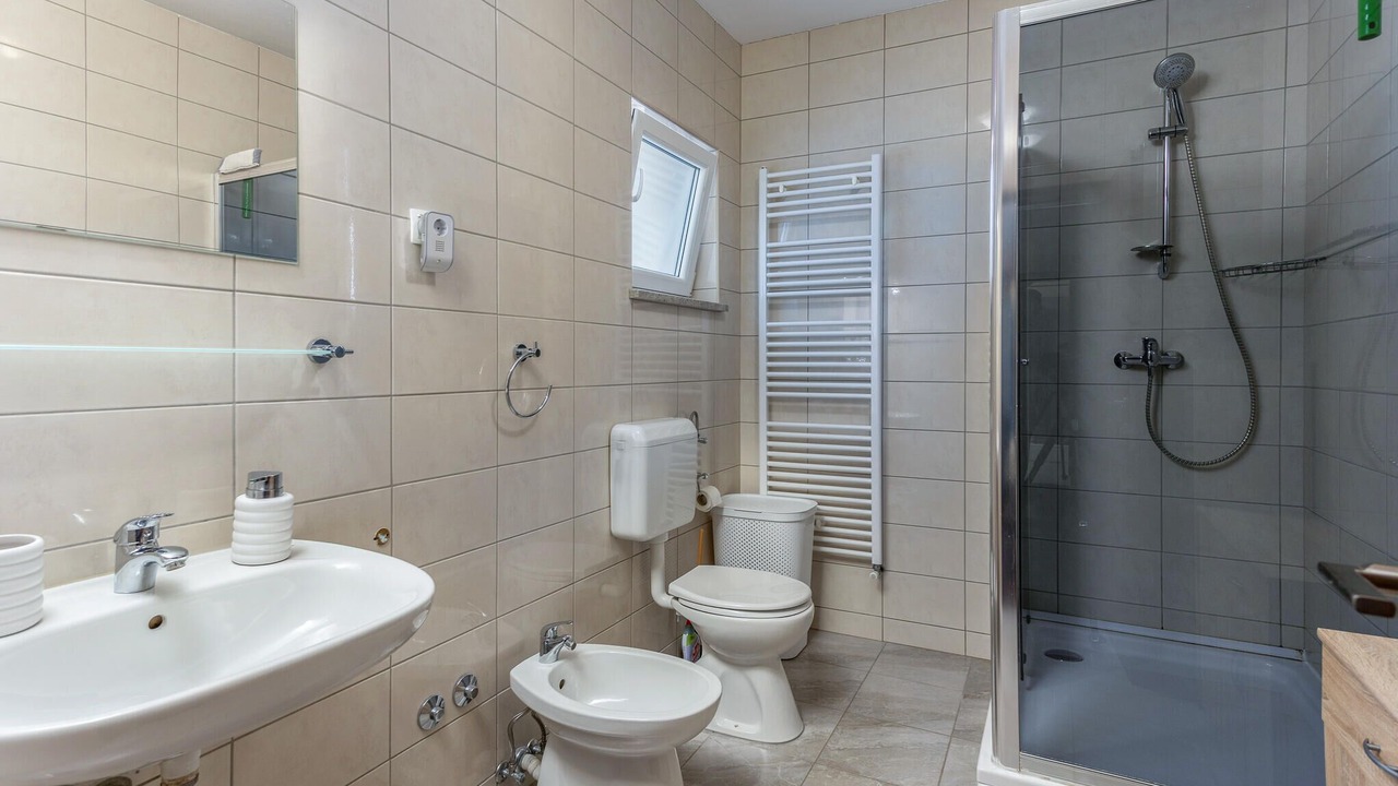 Photo of Bathroom in Smrika