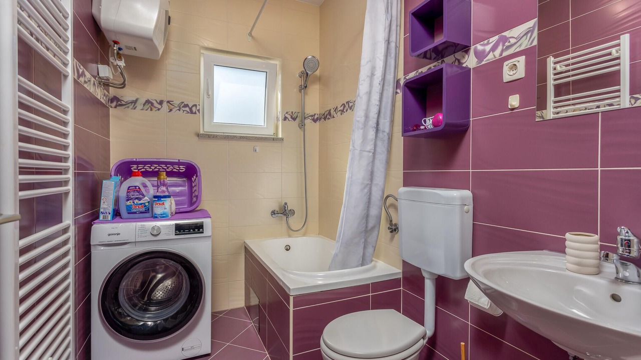 Photo of Bathroom in Smrika