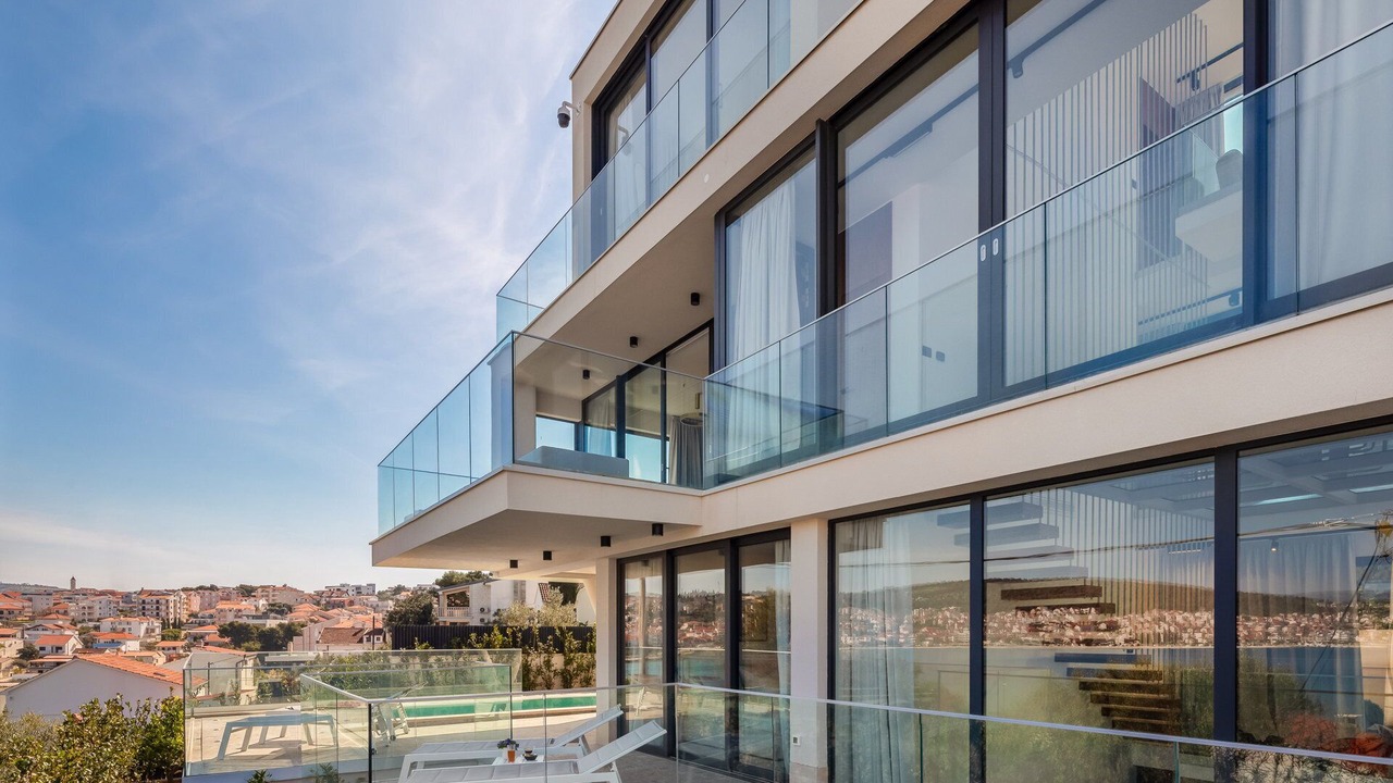 Photo of Patio Balcony in Okrug Gornji