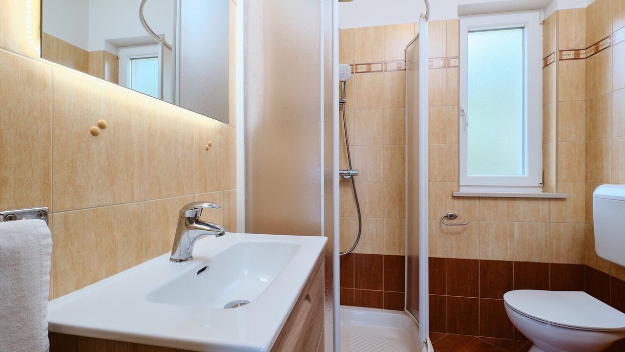 Photo of Bathroom in Ravni