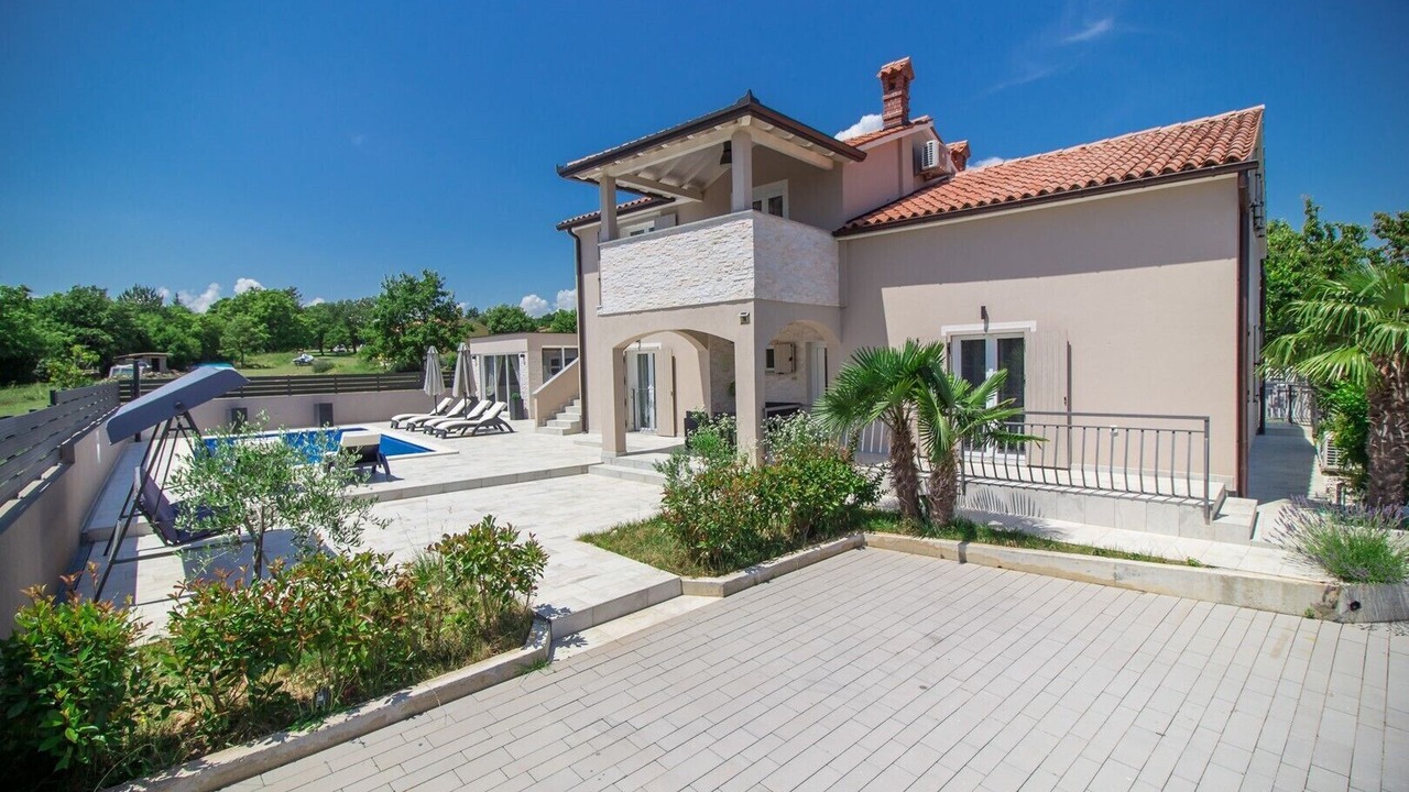 Photo of Outdoor in Marceljani