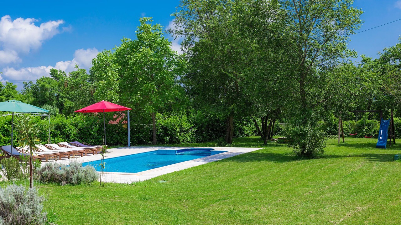 Photo of Outdoor in Belavici