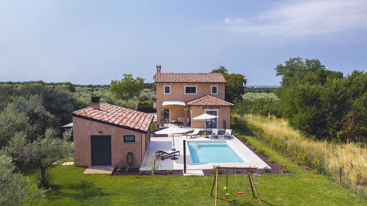 Photo of Outdoor in Muntic