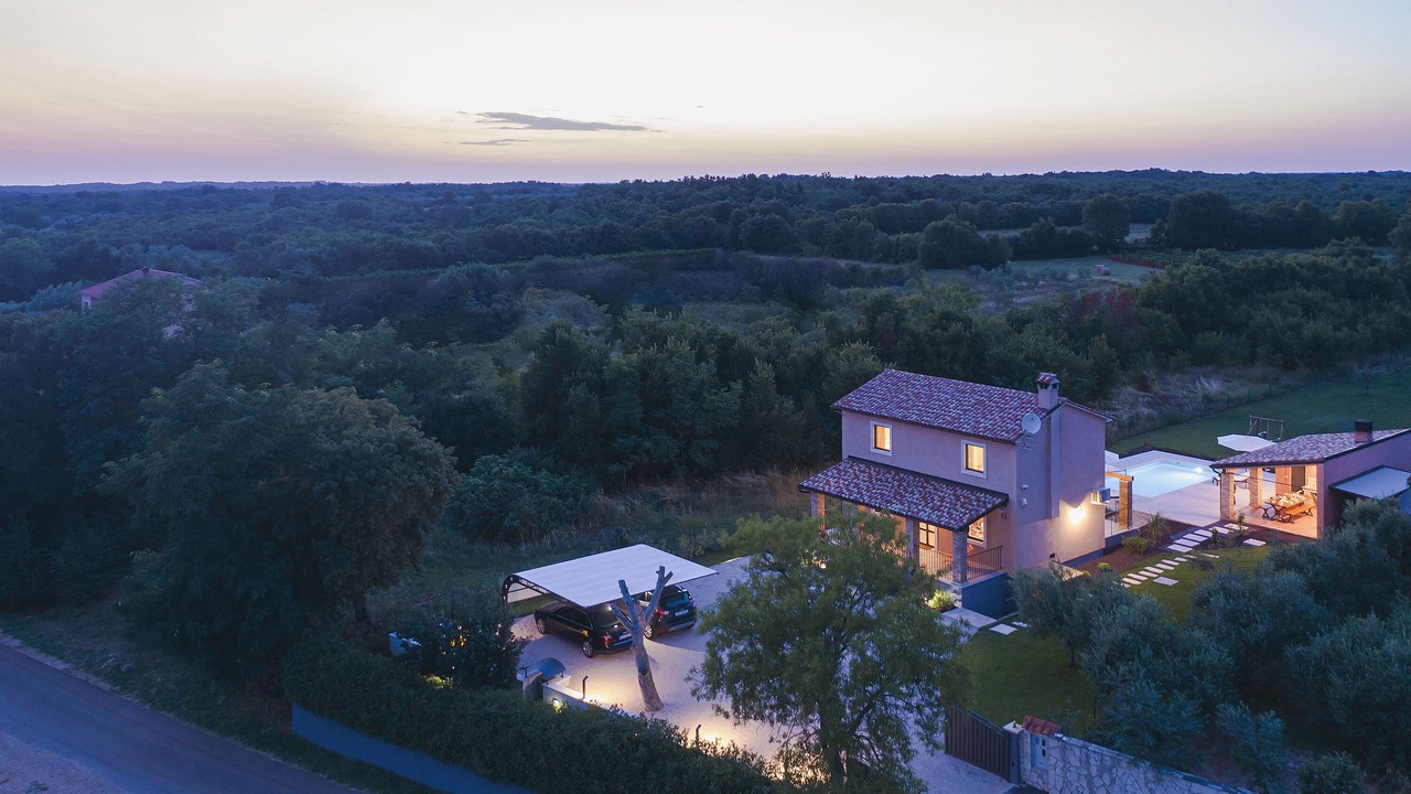 Photo of Outdoor in Muntic