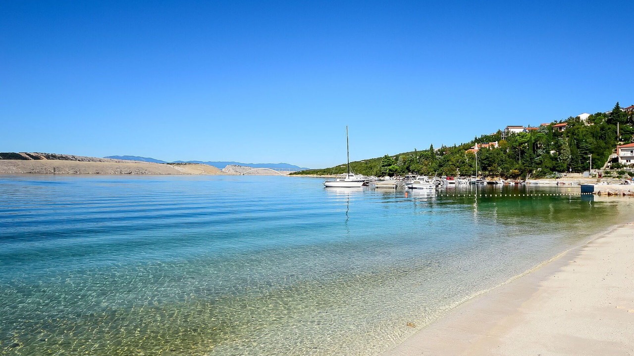 Photo of Outdoor in Smrika