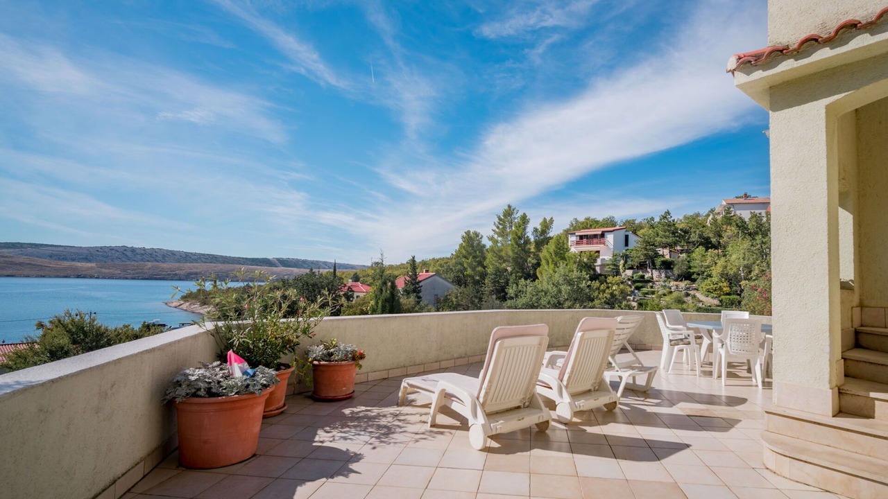 Photo of Outdoor in Smrika
