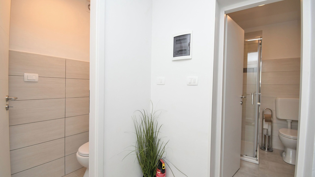 Photo of Bathroom in Plomin