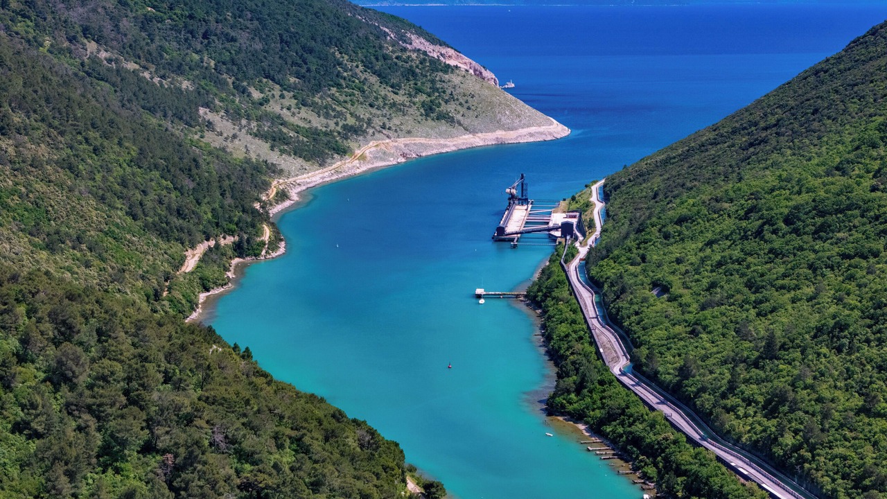Photo of Outdoor in Plomin