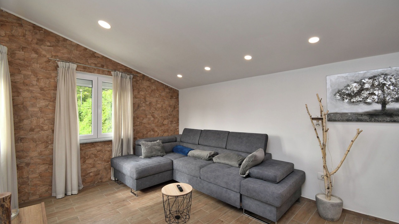 Photo of Livingroom in Plomin