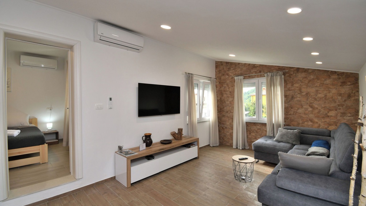 Photo of Livingroom in Plomin