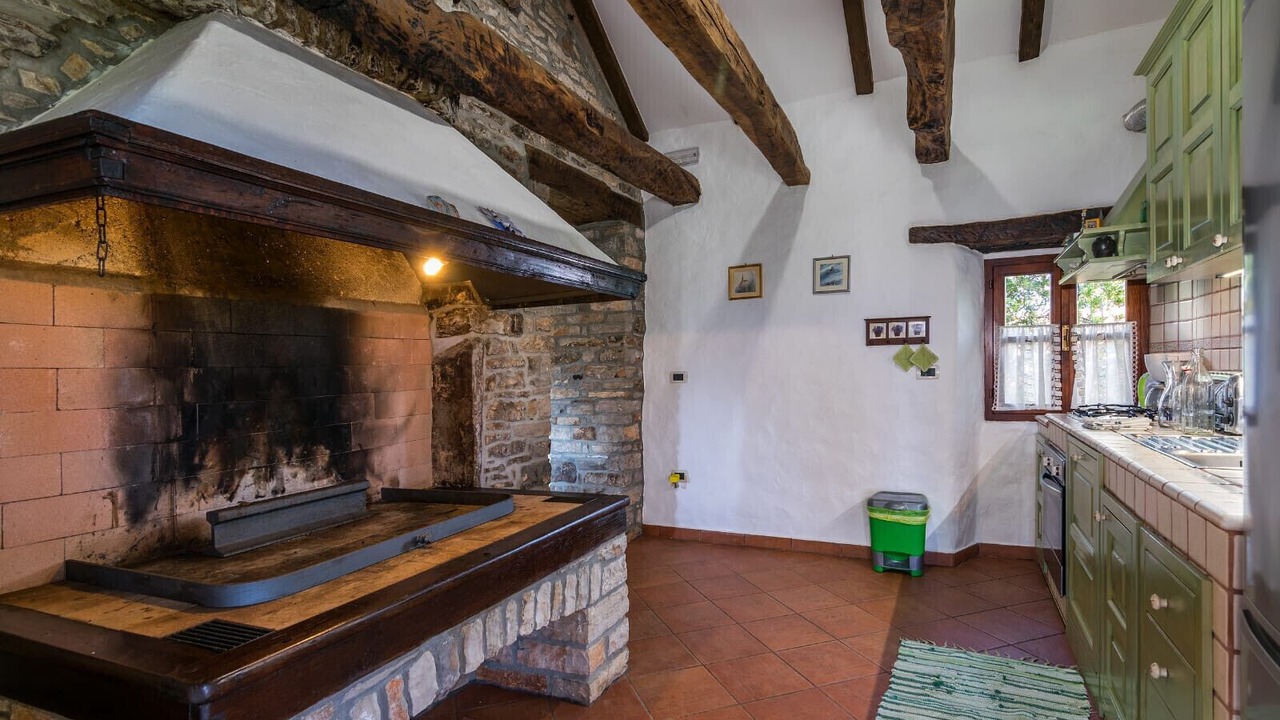 Photo of Kitchen in Oprtalj