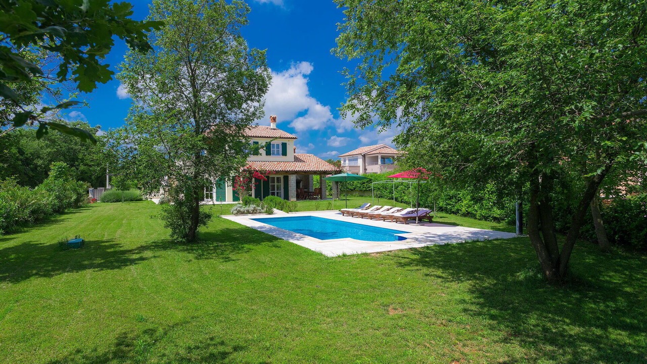 Photo of Outdoor in Belavici