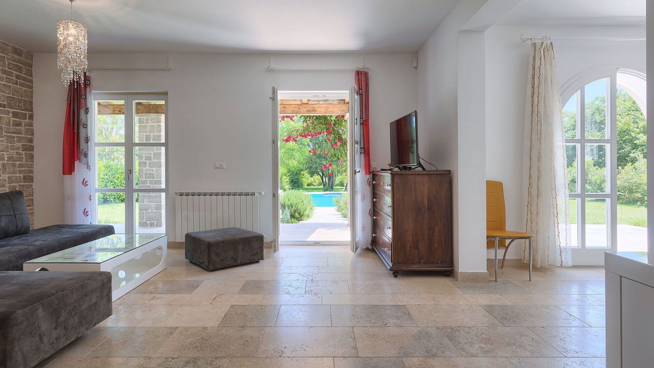 Photo of Outdoor in Belavici