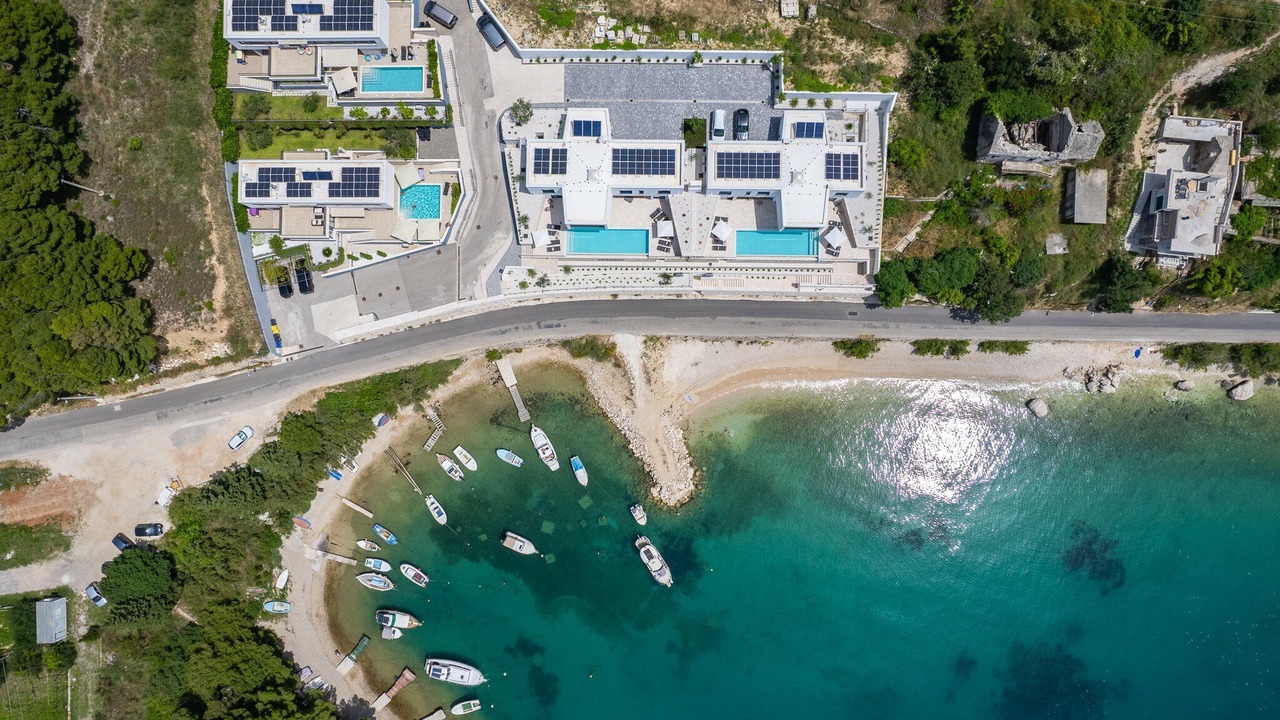 Photo of Others in Omis