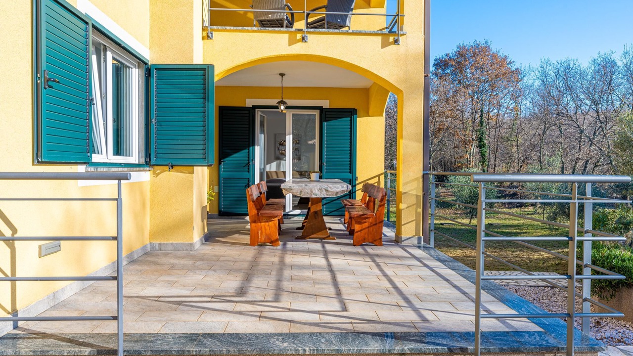 Photo of Outdoor in Kapelica