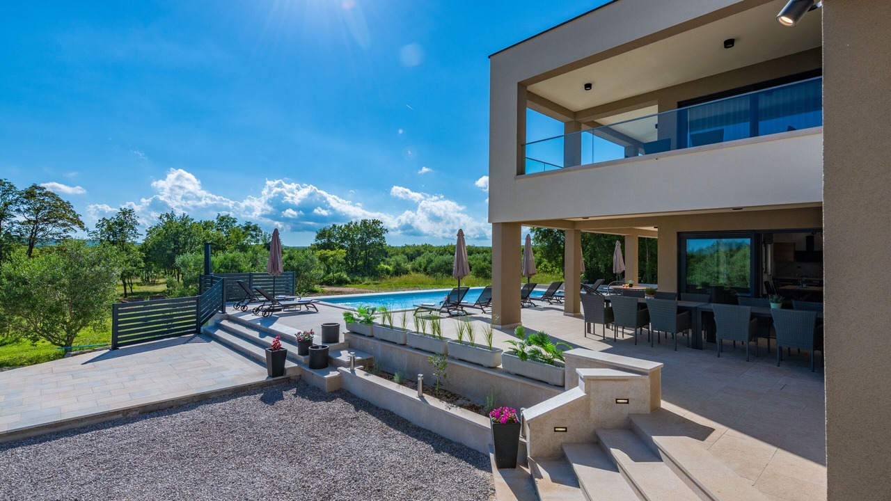 Photo of Patio Balcony in Brgod