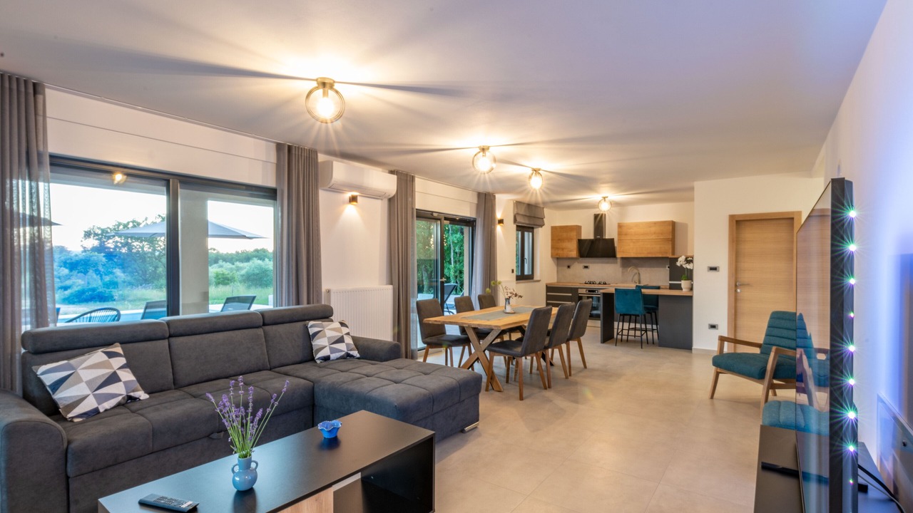 Photo of Livingroom in Brgod