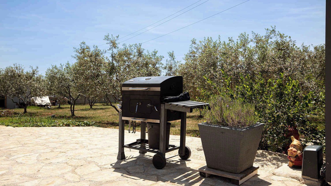 Photo of Patio Balcony in Gajana