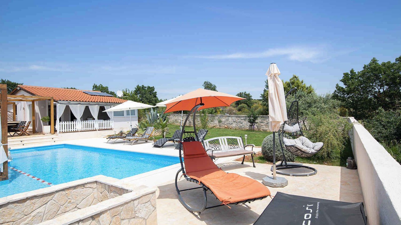 Photo of Outdoor in Gajana