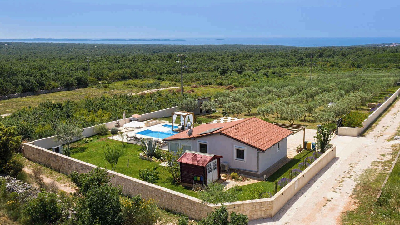 Photo of Outdoor in Gajana