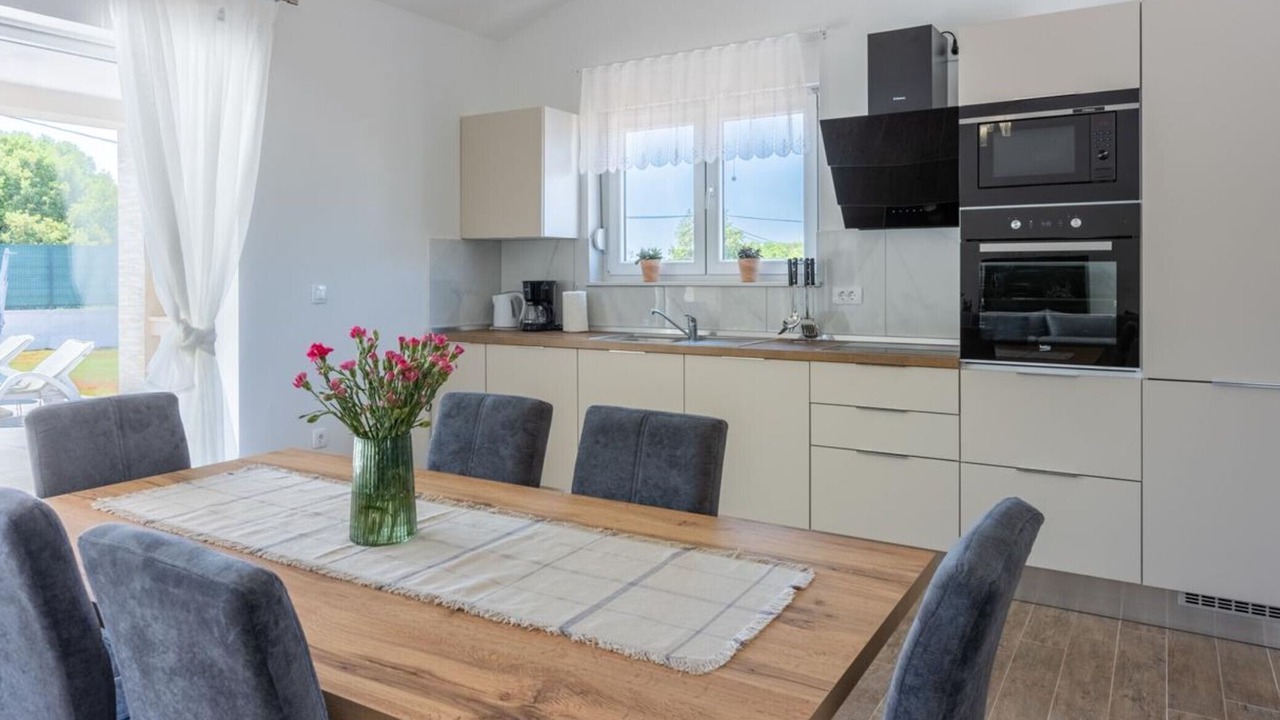 Photo of Livingroom in Brgod