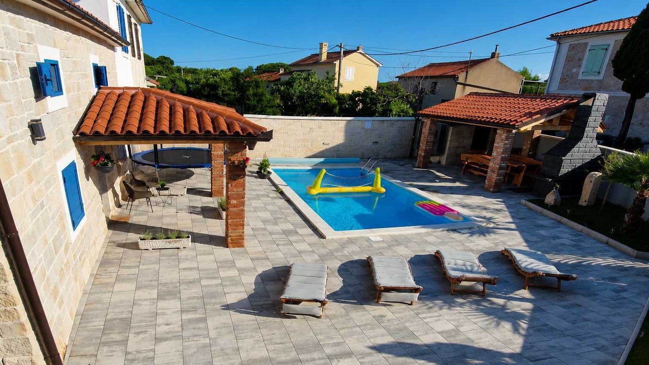 Photo of Outdoor in Gabonjin