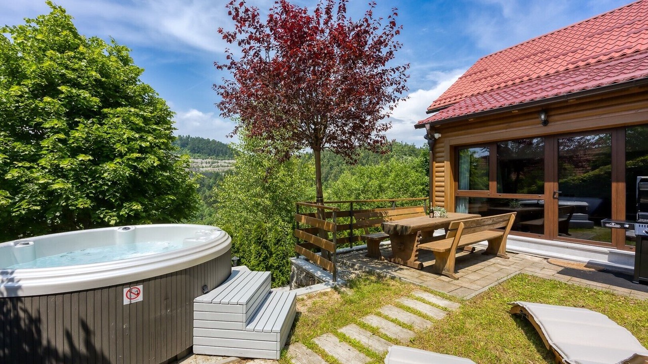 Photo of Outdoor in Fuzine