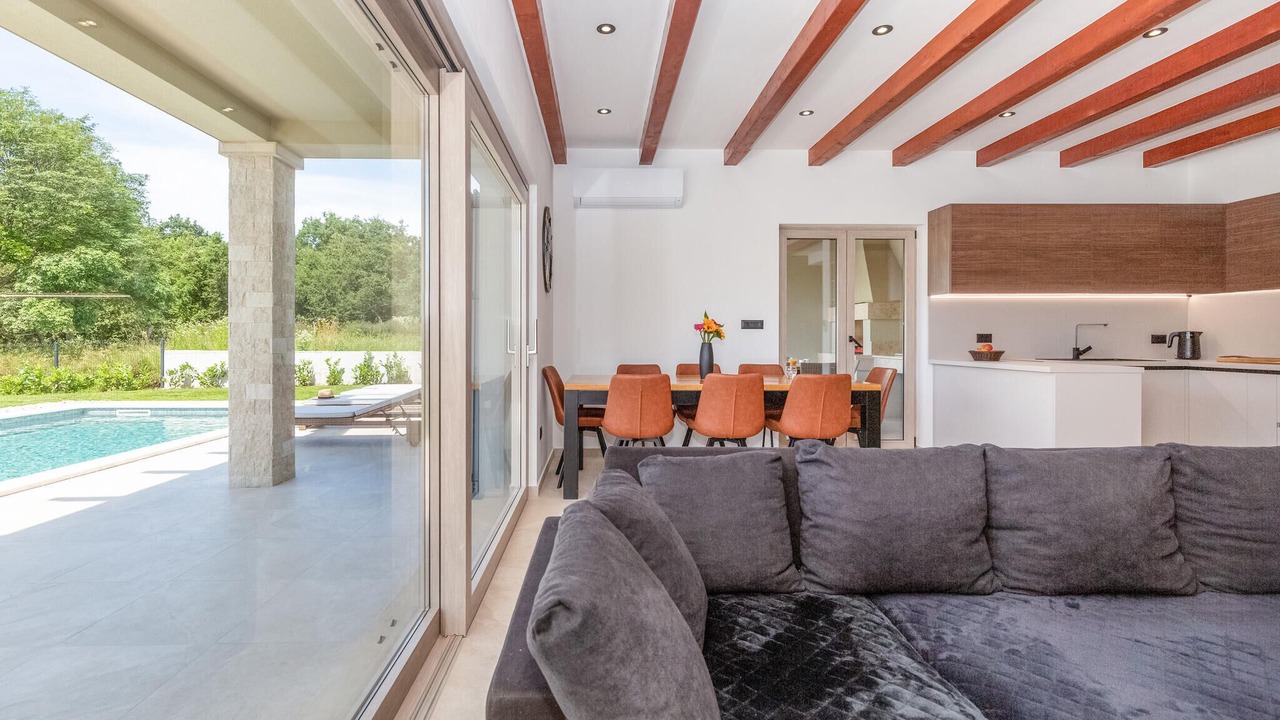 Photo of Bedroom in Santalezi