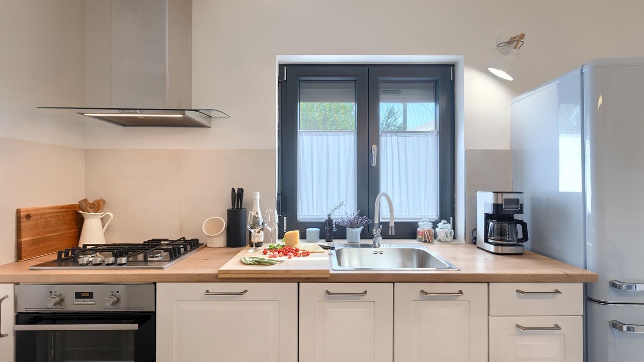 Photo of Kitchen in Mali Vareski